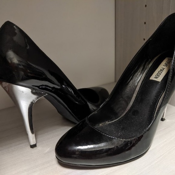 Black and Silver Steve Madden - Picture 2 of 5